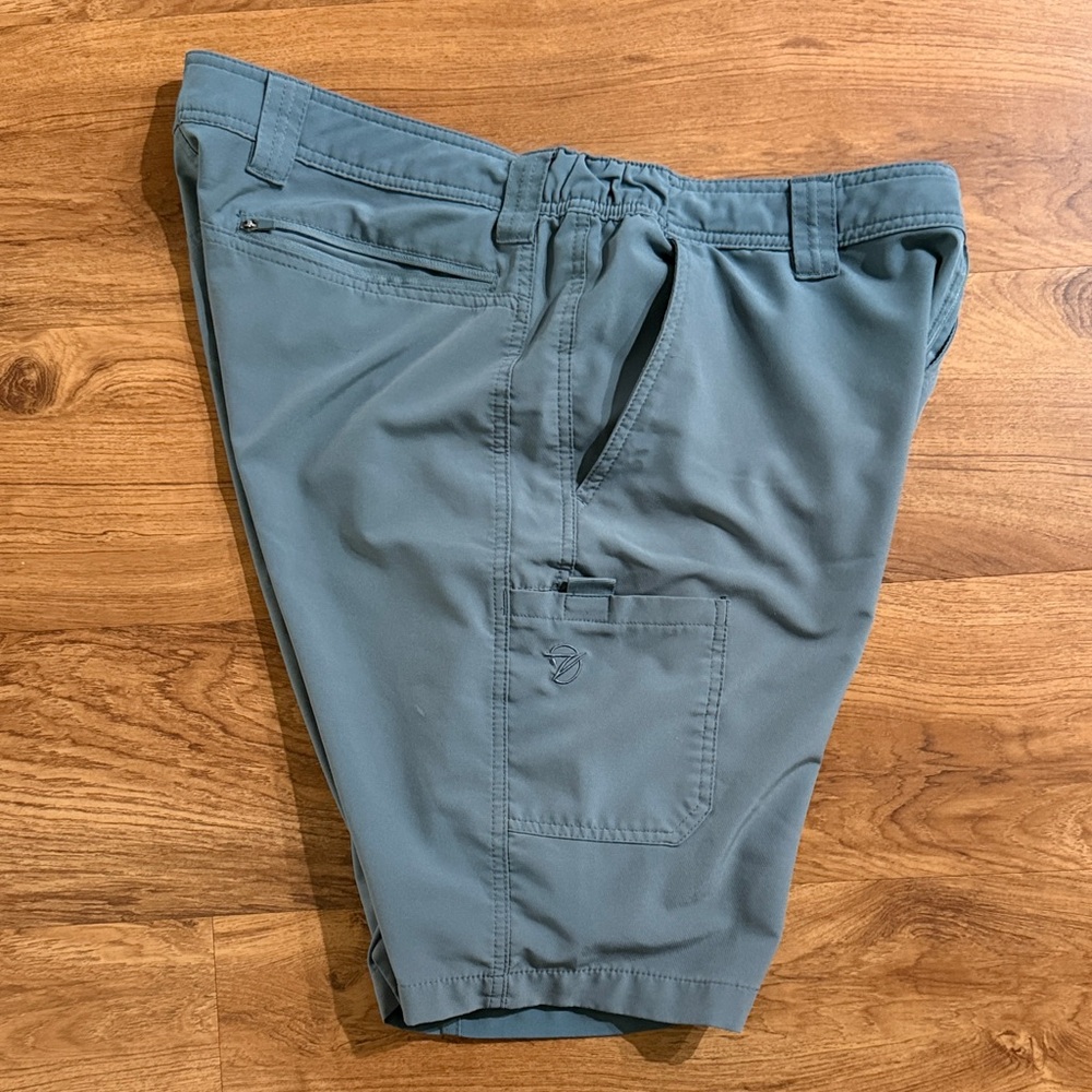 GILLZ Men Large Teal Blue Fishing 5 Pocket Zip Fly Casual Shorts - Picture 12 of 16